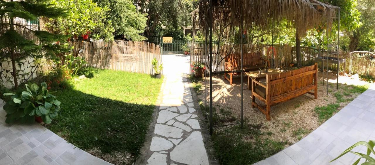 Captain Michalis House Parga Exterior photo